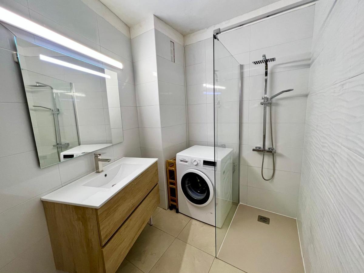 Apartament By The Beach, Sea View